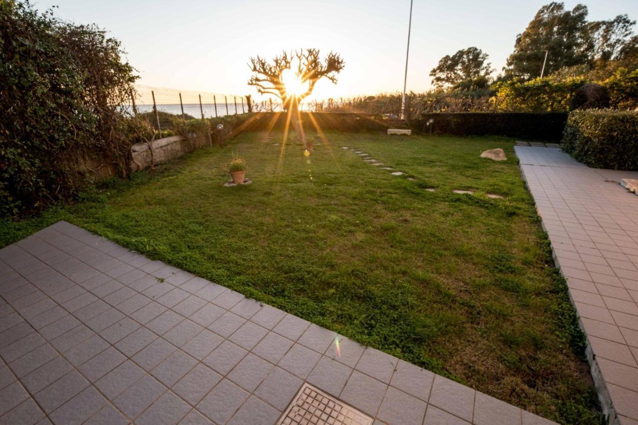 Villa Sul Mare Con Piscina Capitana Exterior photo