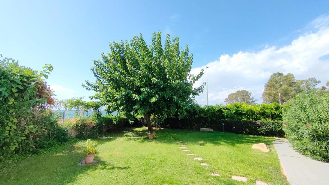 Villa Sul Mare Con Piscina Capitana Exterior photo